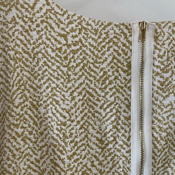 Maggy London Metallic Gold and Beige Shift Dress Exposed Gold Zipper, Lined - Picture 6 of 8